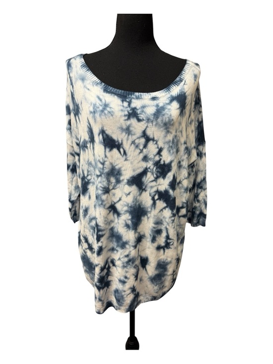 GF COLLECTION Tops - NWT GF Collection Tie Dye Sweater Large Blue White Varsity Lightweight Knit Top